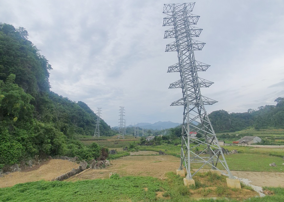 Quyết tâm hoàn thành Dự án đường dây 220kV Bắc Giang - Lạng Sơn không muộn hơn tháng 9/2022